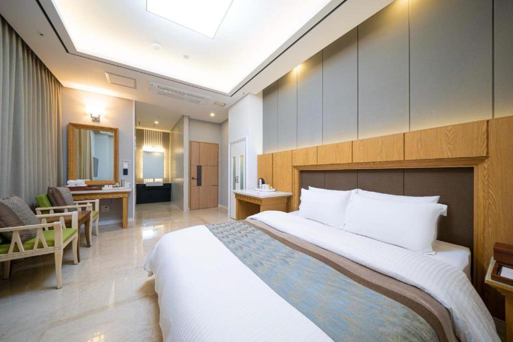 Hotel Core Naju Экстерьер фото